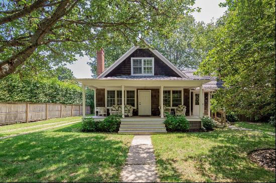 Wonderfully Renovated Village Cottage