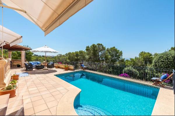 Mediterranean villa with pool and sea views