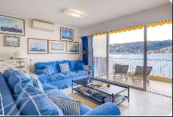 Waterfront apartment on Cap-Ferrat