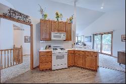 3504 Quail Hollow Dr, Winfield KS 67156