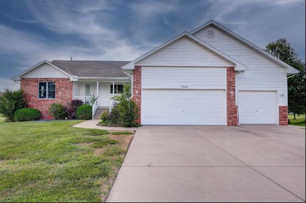 3504 Quail Hollow Dr, Winfield KS 67156