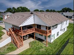 3504 Quail Hollow Dr, Winfield KS 67156