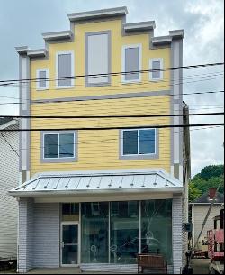 208 E Main St Unit 1, Evans City Boro PA 16033