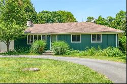 110 Leger Lane, Tiverton RI 02878