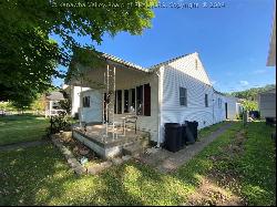 1927 7th Avenue, Saint Albans WV 25177