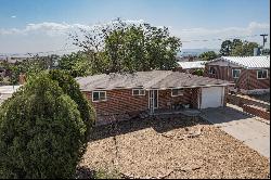 1705 Columbia Drive SE, Albuquerque NM 87106