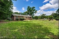 1673 Penderlea Highway, Burgaw NC 28425