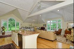 175 Pulpit Rock Road, Woodstock CT 06281