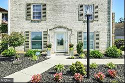 1000 Country Club Road Unit A13, York PA 17403