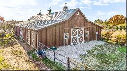 Stunning Equestrian Property located in Silverado on the Brazos 