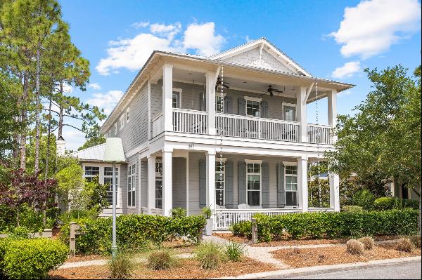 Refined WaterColor Residence With Pool And Carriage House On Large Lot