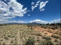 Blueberry Hill Rd, Taos NM 87571