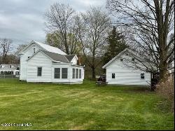 19 Clum Road, Pittstown NY 12094