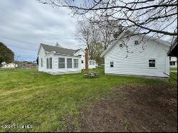 19 Clum Road, Pittstown NY 12094