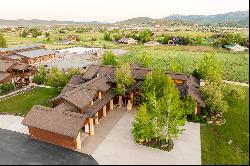 Wapiti Ranch: Where Adventure Meets Luxury Horse Ranch Living