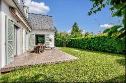 Garches, on the edge of Saint-Cloud - An ideal family home