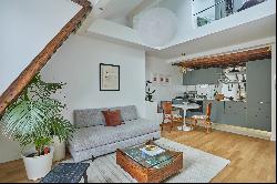 Paris 6th District - Rue Jacob, 45 m², top floor.