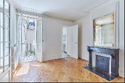 Paris 5th District – A bright 3/4 bed apartment