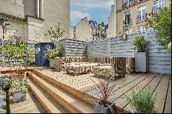 Paris 17th District – A family apartment with a terrace