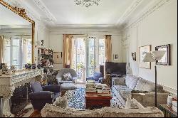 Paris 7th District – An elegant pied a terre