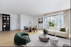 Paris 7th District - A 2-bed apartment with balconies