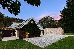 An iconic transformation of a sandstone sanctuary, a masterpiece by renowned William Smart