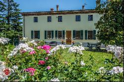 HISTORICAL VILLA WITH POOL FOR SALE LUCCA, TUSCANY