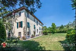 HISTORICAL VILLA WITH POOL FOR SALE LUCCA, TUSCANY