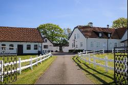 Magnificent Farm with Proximity to Central Skurup!