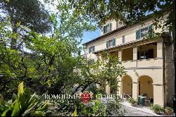 Umbria - PERIOD VILLA WITH POOL FOR SALE IN PERUGIA