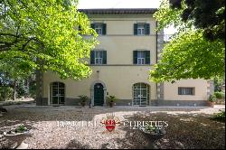 Umbria - PERIOD VILLA WITH POOL FOR SALE IN PERUGIA