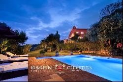 Tuscany - RESTORED VILLA WITH PANORAMIC VIEWS AND SWIMMING POOL IN FLORENCE