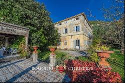 CHARMING HISTORIC VILLA WITH PARK FOR SALE LUCCA, TUSCANY