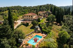 ORGANIC 180-HA WINE ESTATE FOR SALE IN AREZZO, TUSCANY