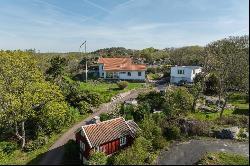 Grand Residence in with Uninterrupted Sea Views