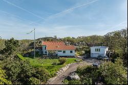 Grand Residence in with Uninterrupted Sea Views