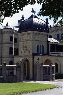 The largest privately owned residence in Norway