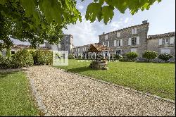 For sale: Authentic 18th-century estate with swimming pool in Angouleme