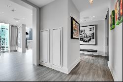 Sophisticated Soho Lisgar Rental