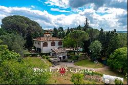 Chianti - PERIOD VILLA WITH POOL FOR SALE IN TUSCANY