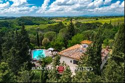 Chianti - PERIOD VILLA WITH POOL FOR SALE IN TUSCANY