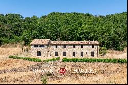 Umbria - COUNTRY HOUSE FOR SALE IN A PANORAMIC POSITION