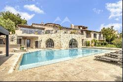 Mougins - Renovated villa with open views of the hills and sea - 5 bedrooms