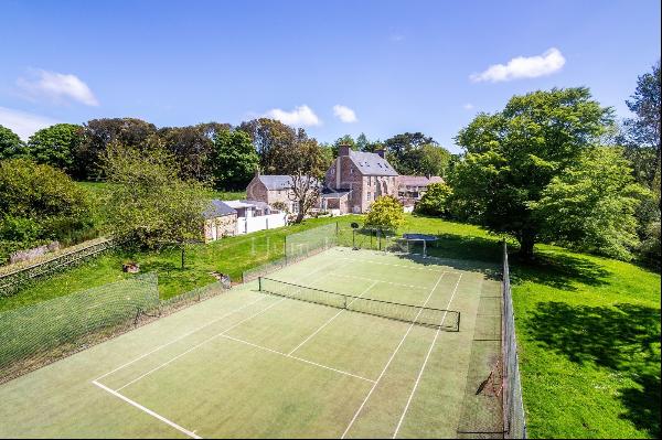 Country Granite Charm Two Generation home with Tennis Court