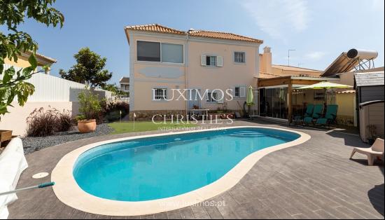 Newly renovated 4-bedroom villa for sale in Loul, Algarve