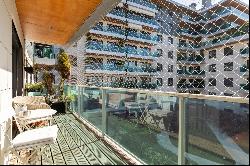 3 bedroom apartment with garage in a private condominium, Estrela