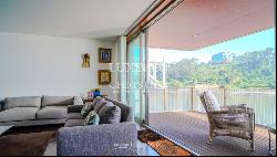 Five bedroom flat with balcony and river views, for sale, Porto, Portugal