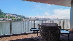 Five bedroom flat with balcony and river views, for sale, Porto, Portugal