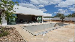 Modern 4-bedroom villa under construction, for sale in So Brs de Alportel, Algarve