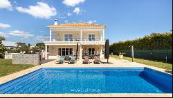 5-bedroom villa with pool, for sale in Vilamoura, Algarve